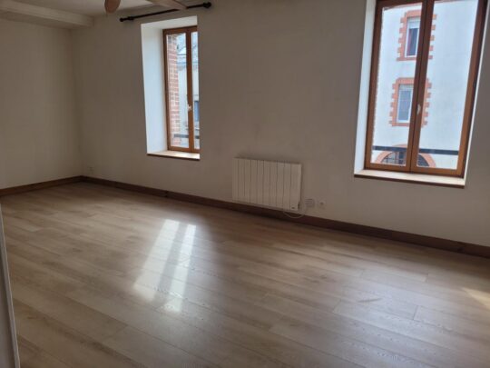 Chemille En Anjou -  Appartement