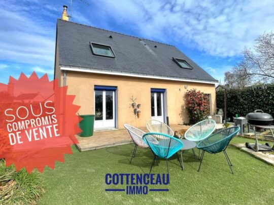 Becon Les Granits -  CHARMANTE MAISON A BECON-LES-GRANITS
