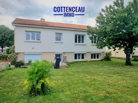 Chemille En Anjou -  EXCLUSIVITE CHEMILLE CENTRE - MAISON + LOGEMENT INDEPENDANT