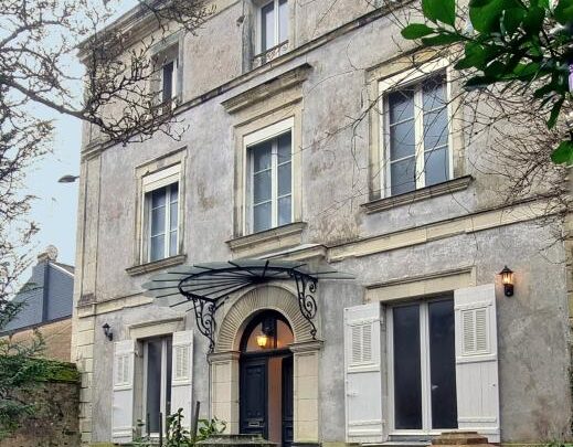 Chemille En Anjou -  Grande Maison Bourgeoise au cœur de Chemillé