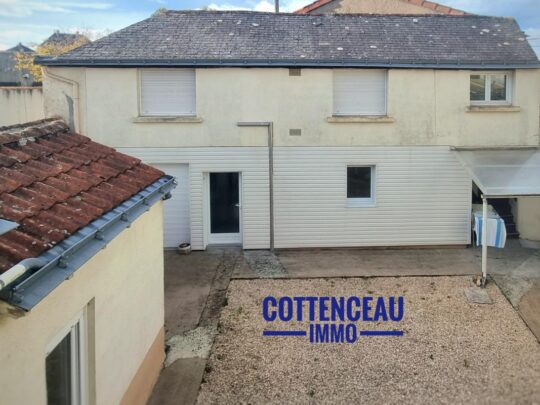 Cholet -  HABITATION - Ensemble immobilier à usage LOCATIF à CHOLET CENTRE